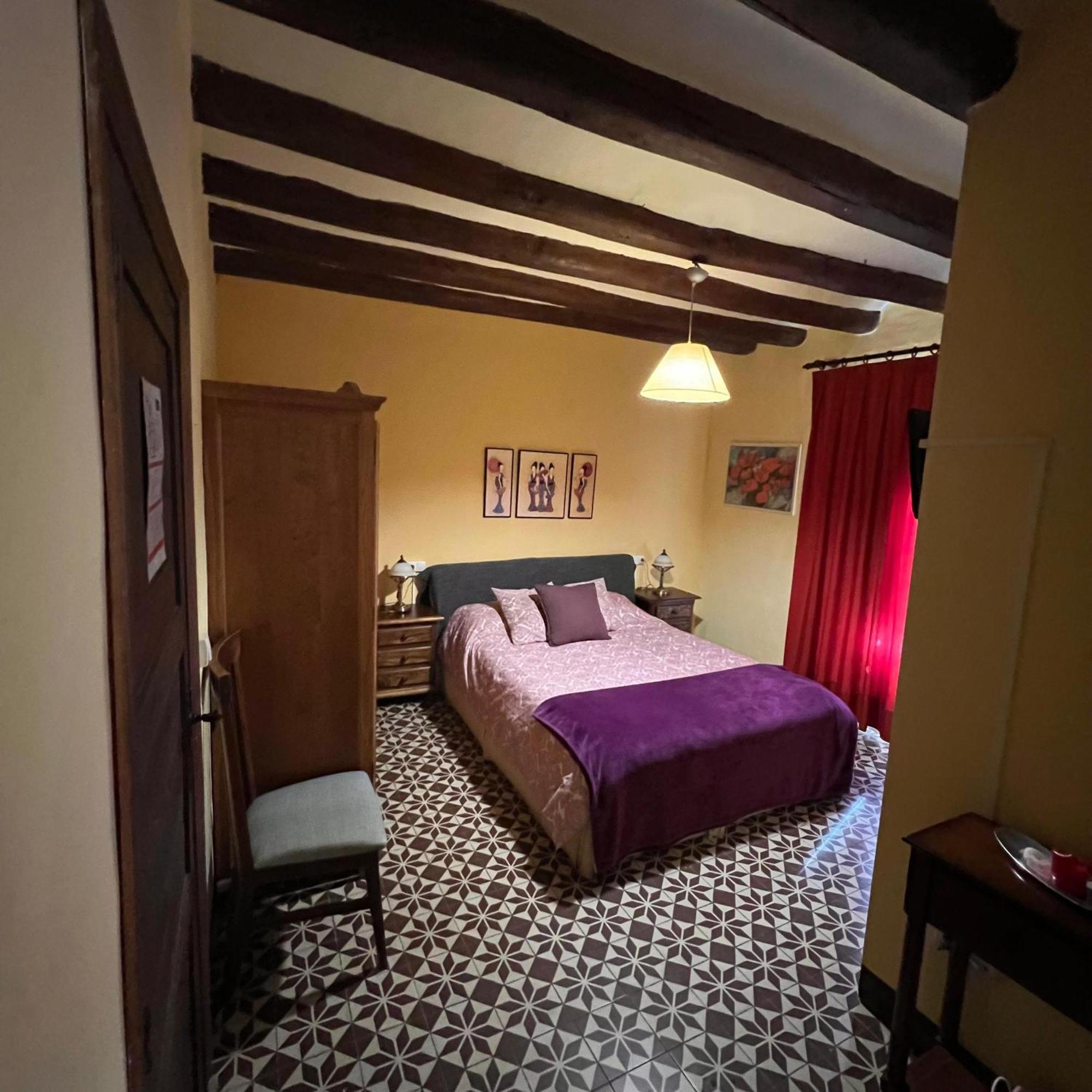 Posada Abadia De Siétamo Zewnętrze zdjęcie