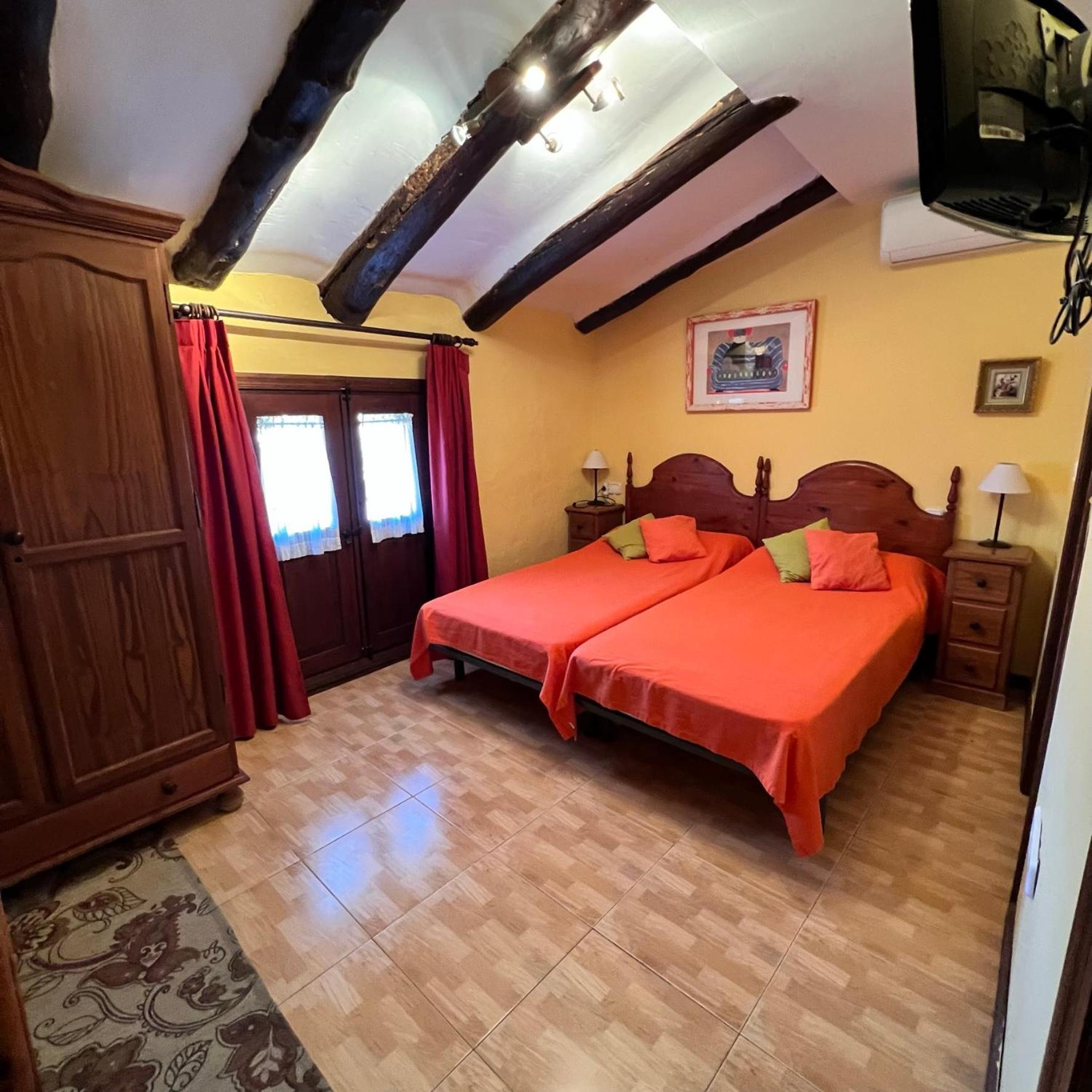 Posada Abadia De Siétamo Zewnętrze zdjęcie